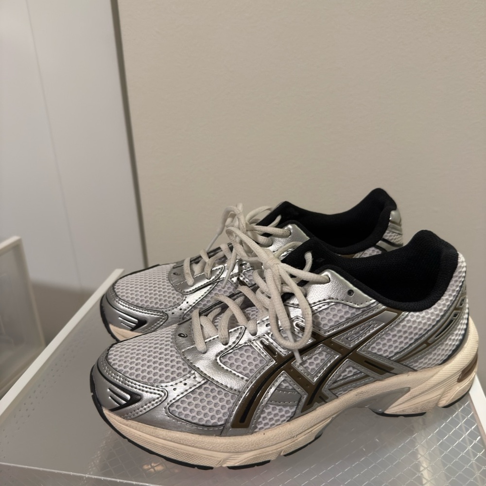 Asics Clay Canyon